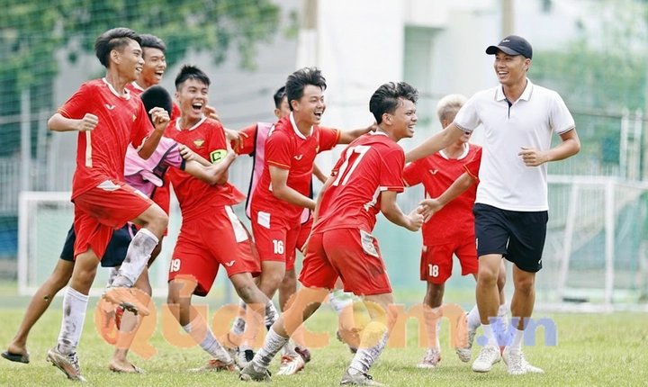 Kinh nghiệm l&agrave;m huấn luyện vi&ecirc;n b&oacute;ng đ&aacute; phong tr&agrave;o